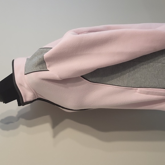 Cure Foundation Ladies track suit - Picture 6 of 17